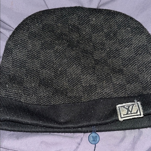 Louis Vuitton Black Knit Beanie - Picture 1 of 2